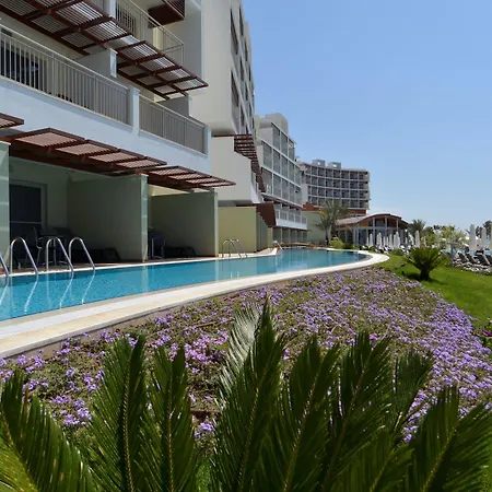 Akra Sorgun Tui Blue Sensatori シダ